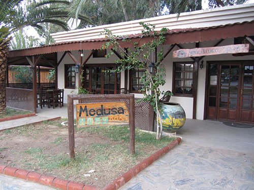 Medusa Cafe Bar Camping